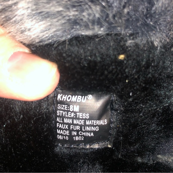 Khombu ladies NWT winter snow boots size 8 - Picture 9 of 9